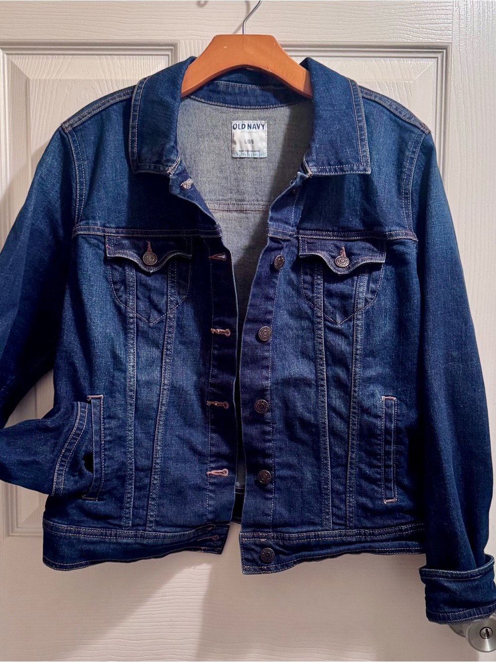 Old Navy - Women’s Dark Blue Wash Denim Jacket - Large - Picture 1 of 4